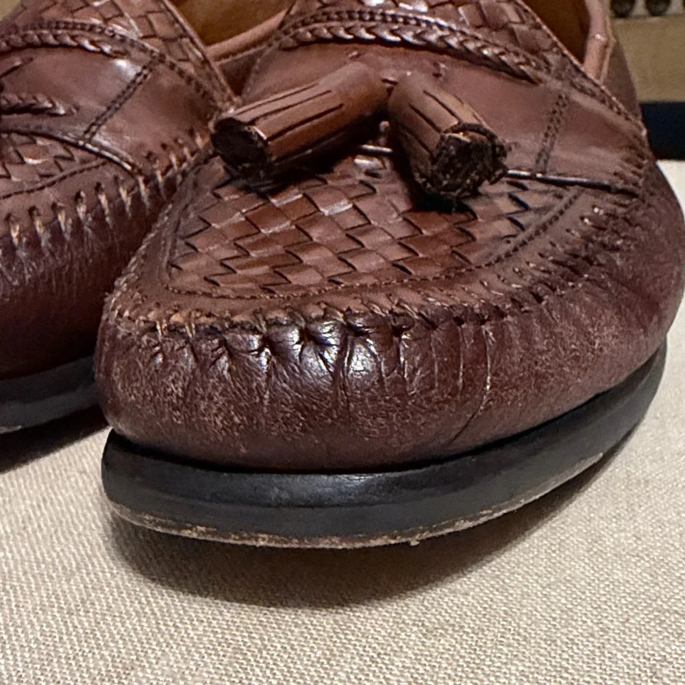 Brass Boot Classic Brown Leather Tassel Loafers, Men’s Size 9.5